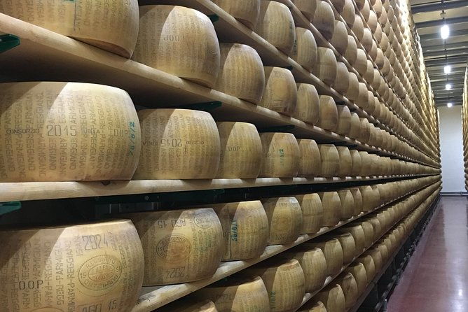carsfood-lambo-ferrari-parmigiano-balsamic-privatetransport