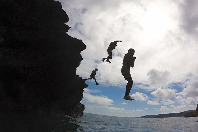 coasteering-geopark-adventure-in-torquay
