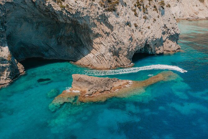 coll-baix-and-caves-guided-tour