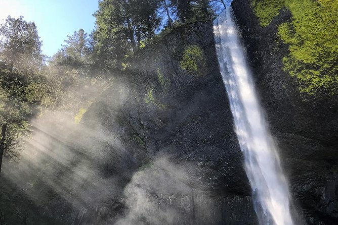 columbia-river-gorge-waterfalls-tour-from-portland-or