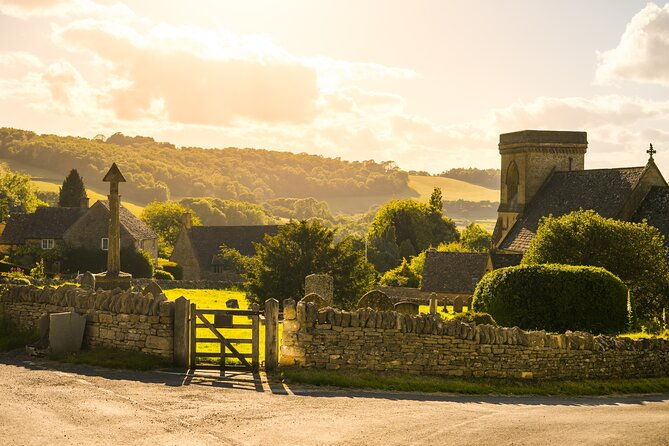 cotswolds-village-private-car-tour-and-photoshoot