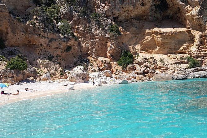 daily-sailing-trip-in-the-orosei-coves-with-lunch