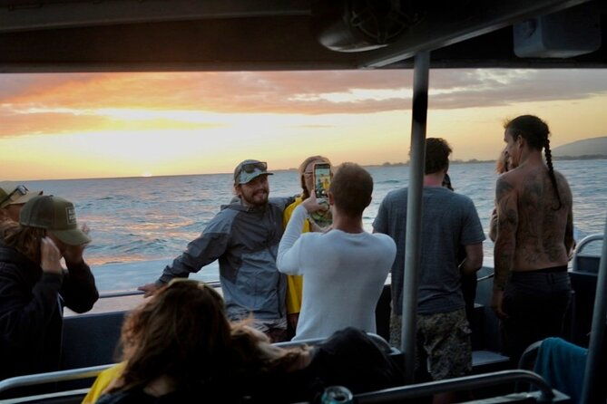 deluxe-na-pali-sunset-tour-on-the-lucky-lady