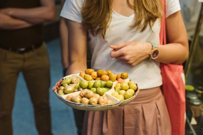 devour-madrid-ultimate-spanish-cuisine-food-tour