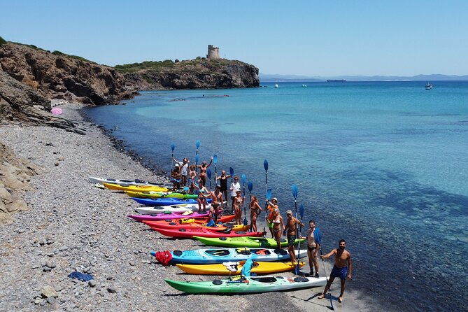 discover-the-secrets-of-the-island-of-santantioco-by-kayak