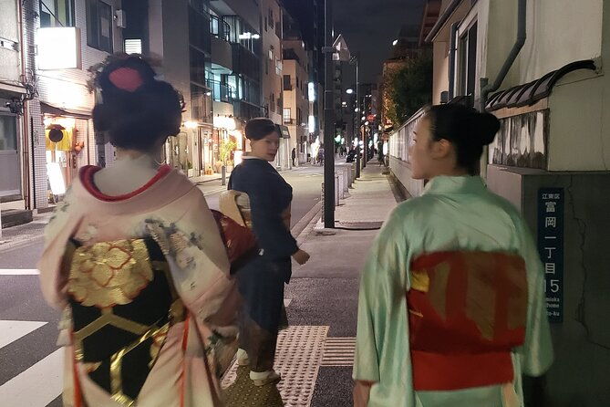 drinks-with-geisha