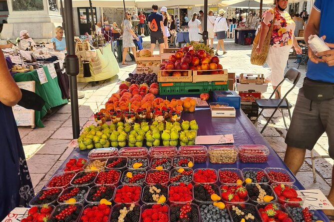 dubrovnik-history-tour-local-shop-experience-small-group