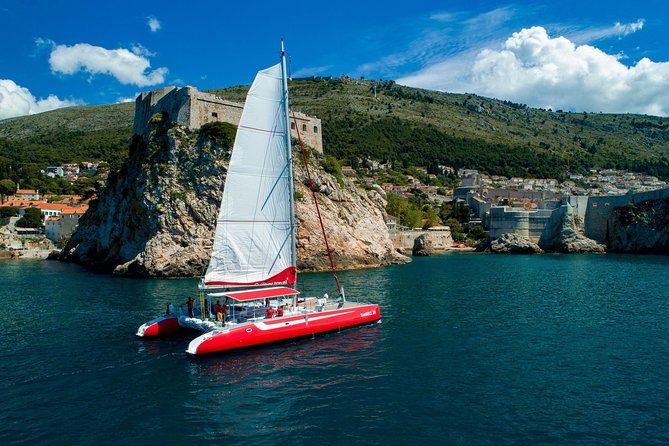dubrovnik-sunset-catamaran-cruise-with-drinks