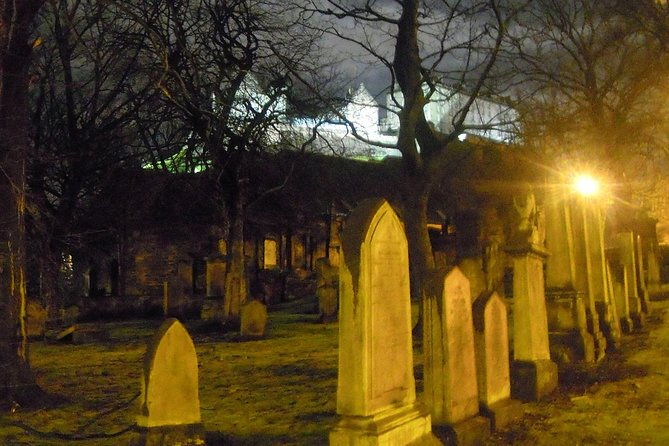 edinburgh-2-hour-nighttime-ghost-tour-italian-tour-guide
