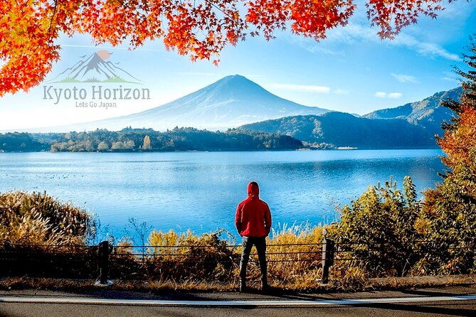 english-guided-mt-fuji-and-lake-kawaguchi-group-tour