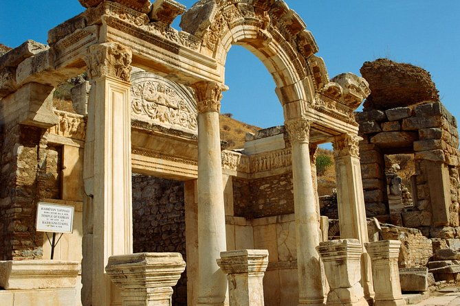 ephesus-shore-excursion-private-guide-and-vehicle