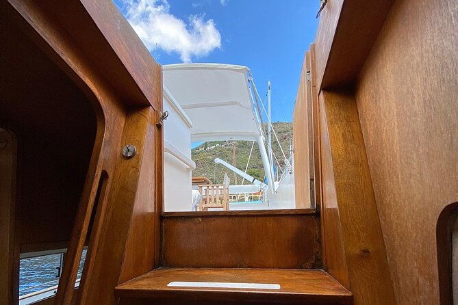 excursion-on-luxury-yacht-shalimar-iv