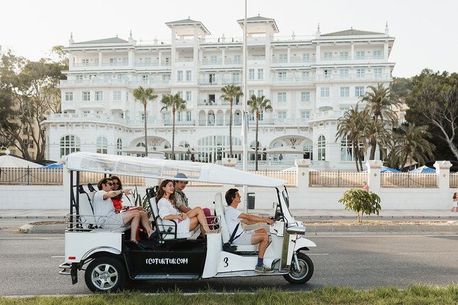 expert-tour-of-malaga-in-private-eco-tuk-tuk