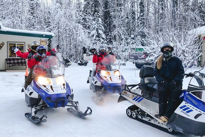 fairbanks-snowmobile-adventure-from-north-pole