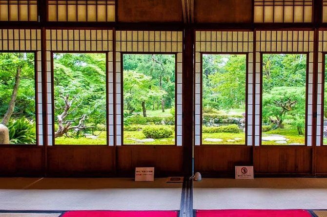family-mitsui-house-museum-with-green-tea-admission-ticket