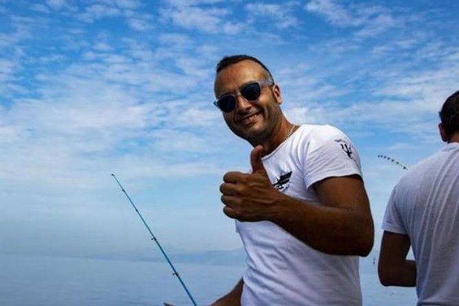 fishing-snorkelling-dolphin-boat-tour