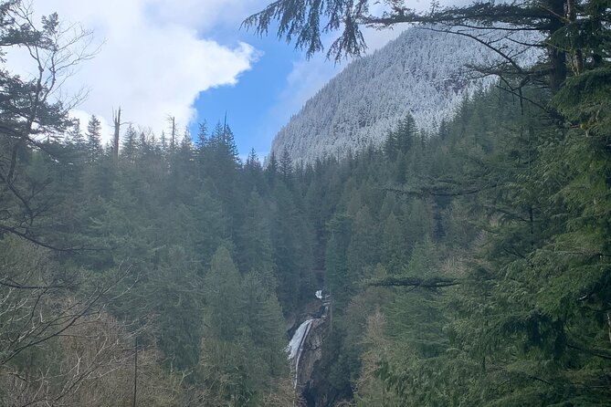 forest-hike-to-gorgeous-twin-and-snoqualmie-falls