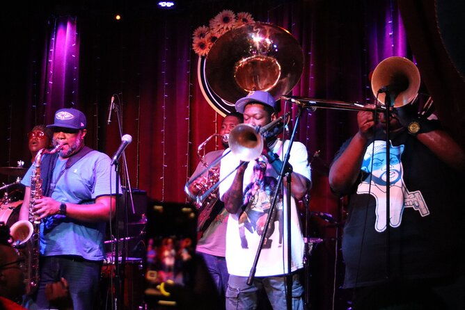 frenchmen-street-vip-live-music-pub-crawl-in-new-orleans