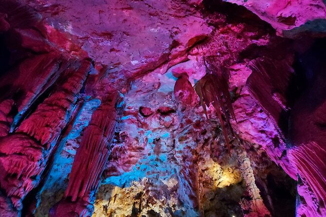 full-day-belogradchik-rocks-and-venetsa-cave-tour-from-sofia