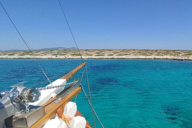 full-day-cruise-in-antiparos-and-despotiko-with-barbecue