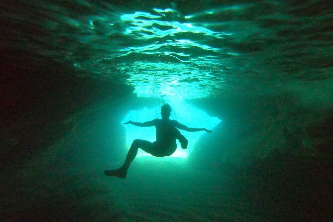 full-day-kayaking-and-snorkeling-to-green-cave-with-gopro-photos