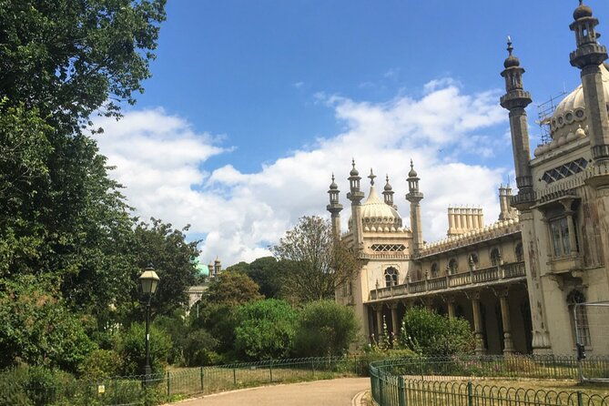 fun-flexible-treasure-hunt-around-brighton-with-cryptic-clues-hidden-gems