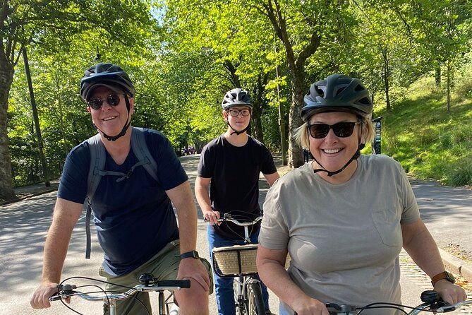 fun-public-bike-tour-in-glasgow