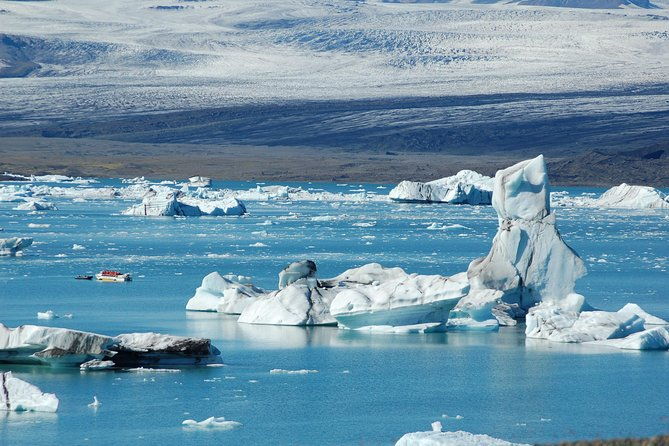 glacier-lagoon-and-diamond-beach-guided-day-trip-from-reykjavik
