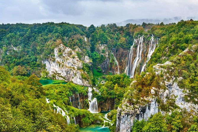 guided-transfer-from-split-to-zagreb-with-plitvice-lakes-stop