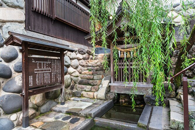 gujo-hachiman-all-must-sees-full-day-private-tour-with-government-licensed-guide