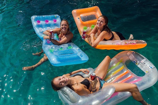 half-day-sailing-on-a-comfort-yacht-around-hvar-and-pakleni-islands-small-group