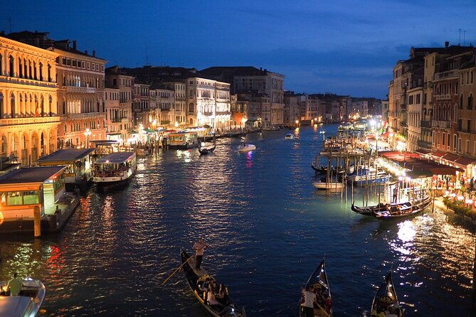 highlights-and-hidden-gems-night-tour-in-venice