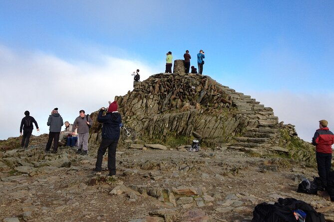 hike-to-the-summit-of-snowdon