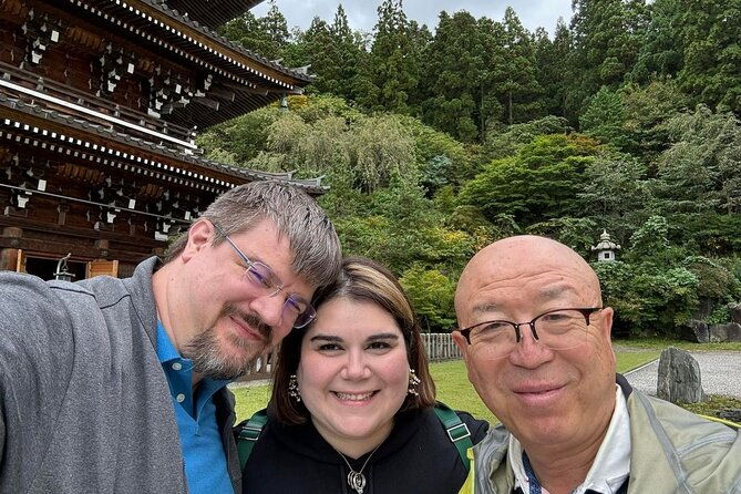 hirosaki-4hr-private-tour-with-government-licensed-guide