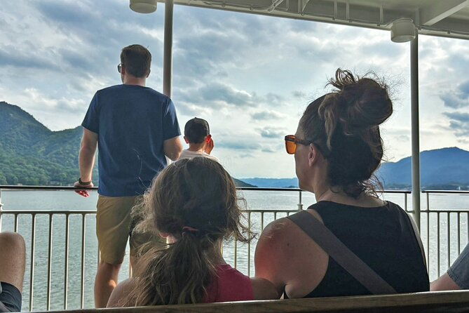 hiroshima-and-miyajima-by-bike-and-boat-2