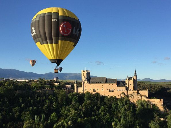 hot-air-balloon-ride-over-segovia-with-optional-transport-from-madrid