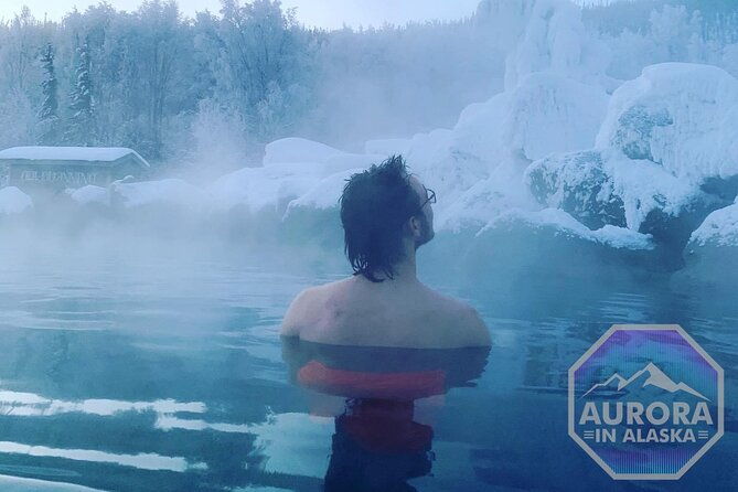 hot-springs-aurora-viewing-dream-in-alaska