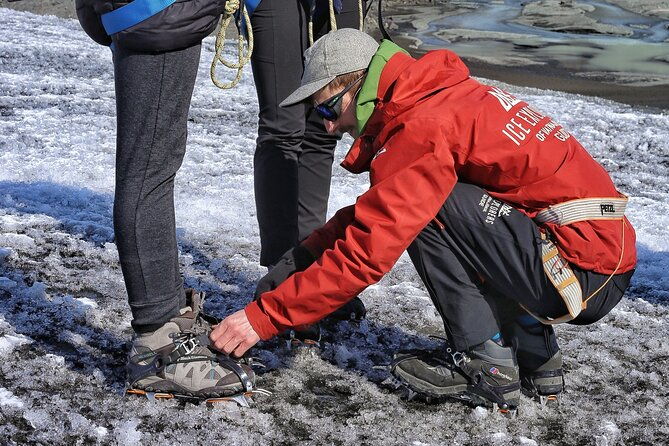 ice-exploration-tour-from-the-glacier-lagoon
