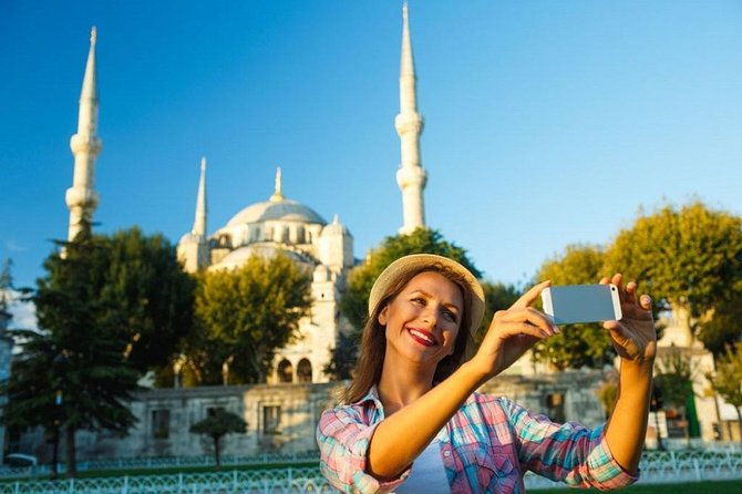 imperial-istanbul-half-day-tour-hagia-sophia-basillica-cistern-and-grand-bazaar