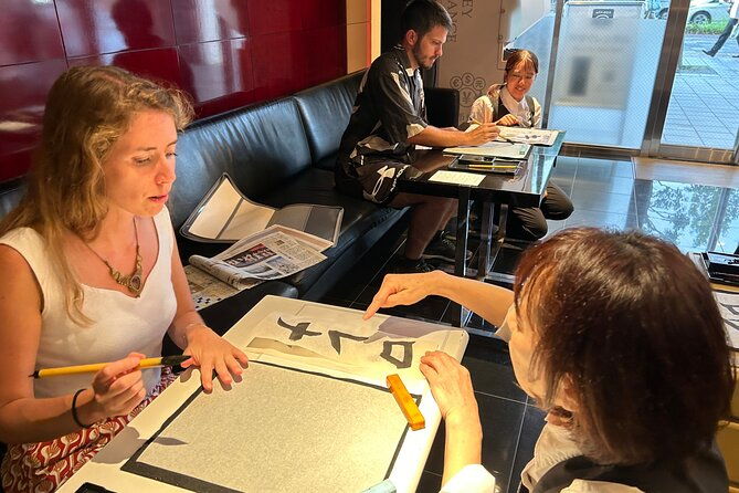 japanese-calligraphy-shodo-lesson-near-kyoto-station