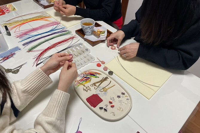 japanese-culture-experience-making-accessories-in-tokyo-asakusa