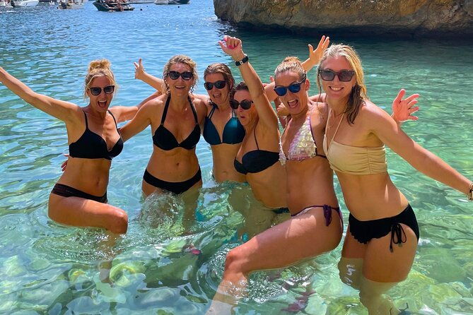 kayak-paradise-cala-portixol-snorkel-cave-cliff-jumping-tour
