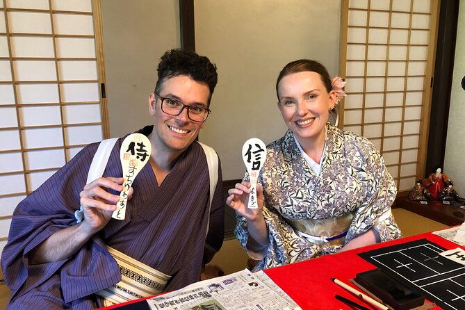 kimono-and-calligraphy-experience-in-miyajima