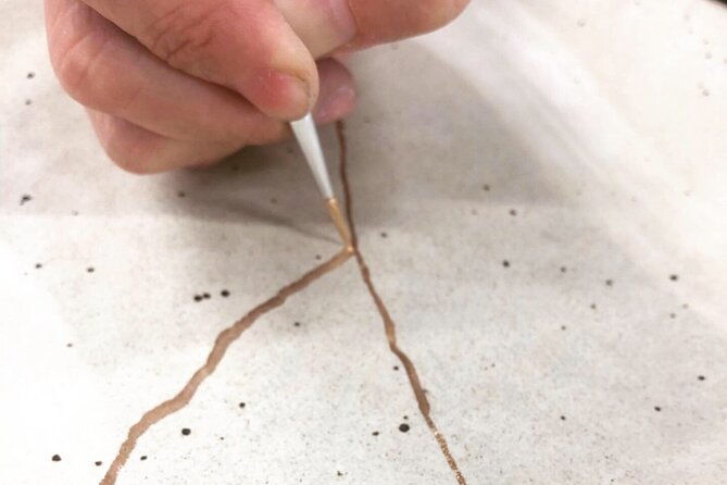 kintsugi-workshop-in-osaka-with-a-professional-kintsugi-artist