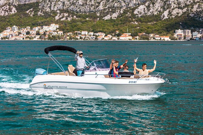 kotor-bay-discovery-and-sightseeing-on-speedboat