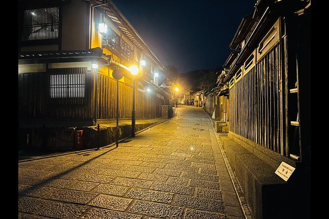 kyoto-learn-geisha-culture-stroll-scenic-streets-of-gion-2