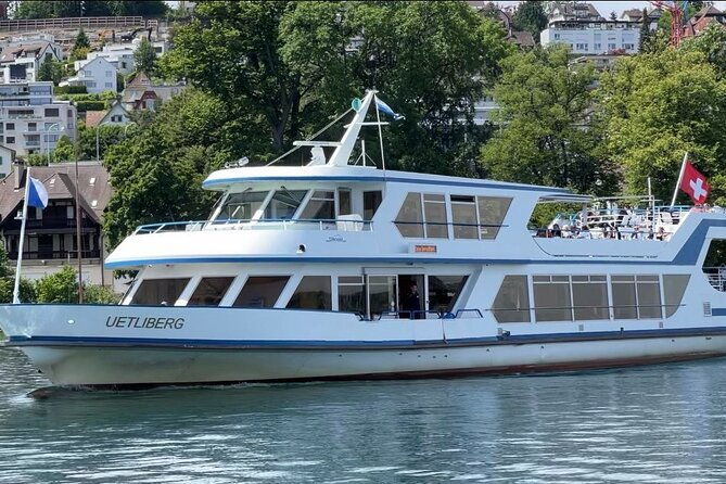 lindt-home-of-chocolate-cruise-on-lake-zurich-and-old-town-walking-tour