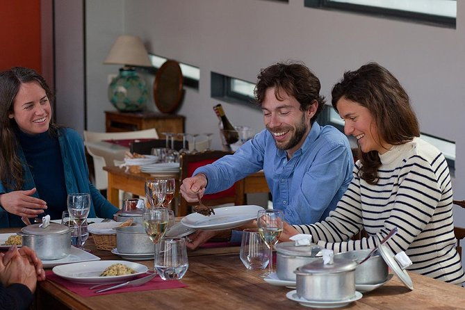 lisbon-food-tour-with-3-stops-and-fado-show-performance