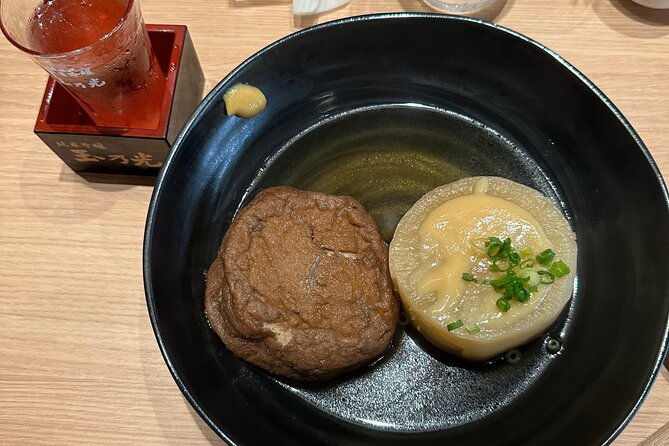 local-izakaya-japanese-traditional-bar-hopping-in-osaka-namba