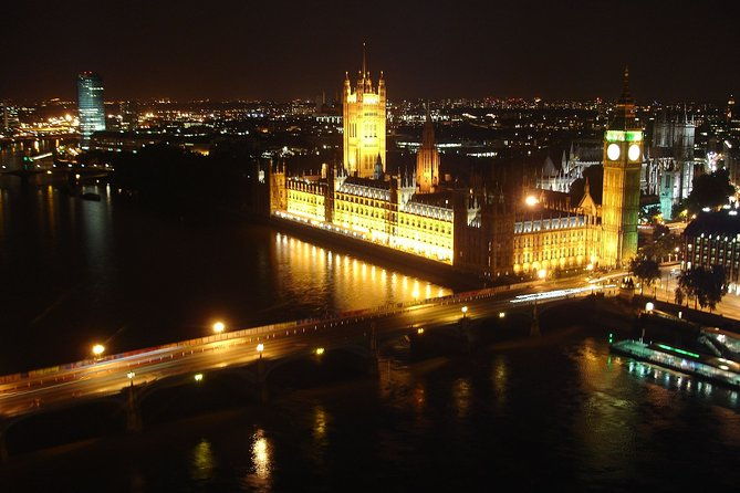 london-by-night-bus-tour-with-christmas-lights-and-live-guide